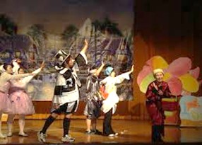 Changhua County Tour: The Secret of the Feather