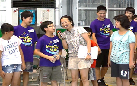 After the troupe was founded, Director Kuozi actively led theatre camps for teenagers to train and inspire new members