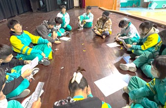 Through repeated practice and everyone's teamwork, we were able to tell the community's stories in a more vivid way.